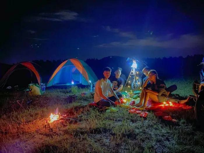 Những địa điểm cắm trại hấp dẫn, an toàn tại Dĩ An vô cùng thu hút